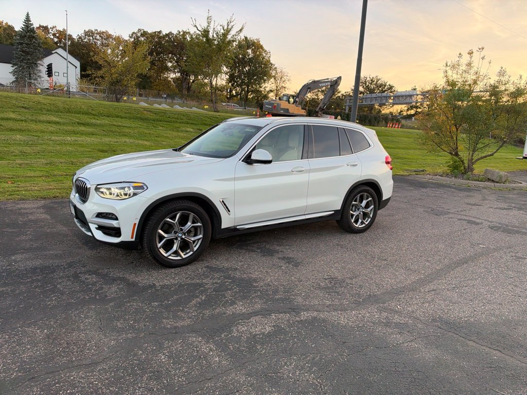 Used 2020 BMW X3 xDrive30i w/ Executive Package AWD/4WD image 3