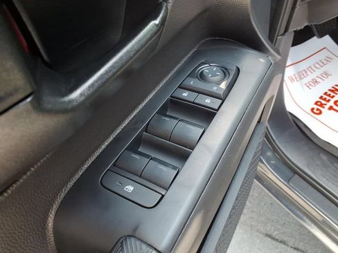 Used 2025 Toyota Tacoma SR RWD image 9