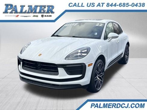 Used 2022 Porsche Macan image 1