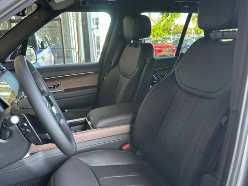 New 2026 Land Rover Range Rover SE AWD/4WD image 5