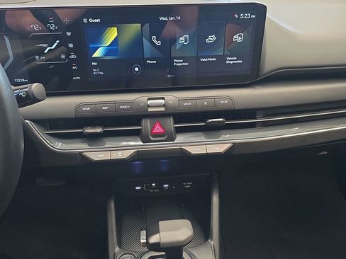 Certified 2025 Kia K4 EX image 25