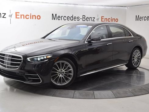 Certified 2023 Mercedes-Benz S 500 4MATIC image 2
