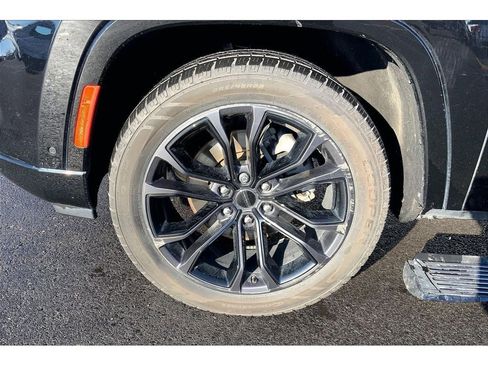 Used 2022 Jeep Grand Wagoneer Series II image 10