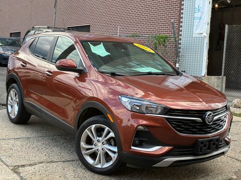 Used 2021 Buick Encore GX Preferred w/ Cold Weather Comfort Package AWD/4WD image 3