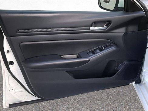 Used 2022 Nissan Altima 2.5 S image 19