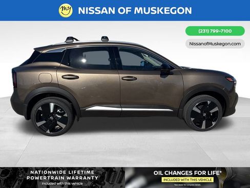 New 2026 Nissan Kicks SR w/ Cold Weather Package image 8