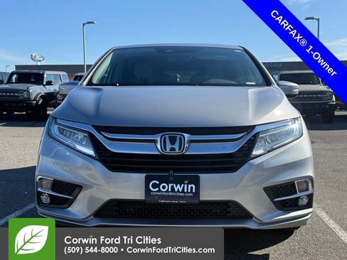 Used 2018 Honda Odyssey Elite image 2