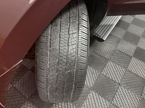 Used 2024 Ford Expedition Limited image 43