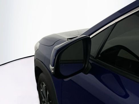 Used 2024 Toyota Corolla Cross XLE image 16