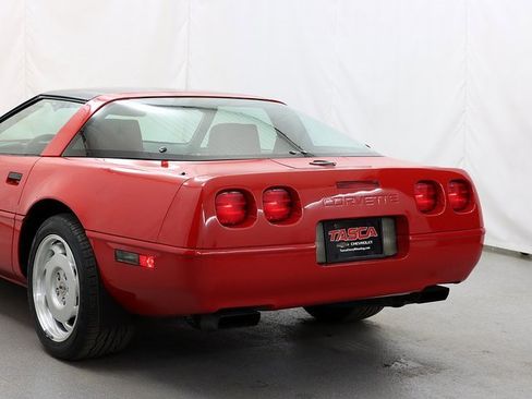Used 1992 Chevrolet Corvette Coupe image 7