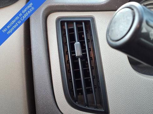 Used 2010 Ford Focus SE image 29