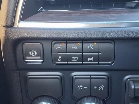 New 2026 Chevrolet Tahoe Premier image 10