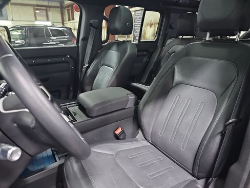Used 2022 Land Rover Defender 110 X-Dynamic SE AWD/4WD image 15