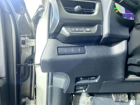 Used 2019 Lexus UX 250h image 14