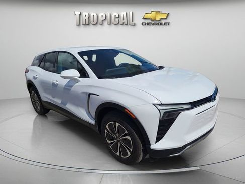 New 2025 Chevrolet Blazer EV LT image 7