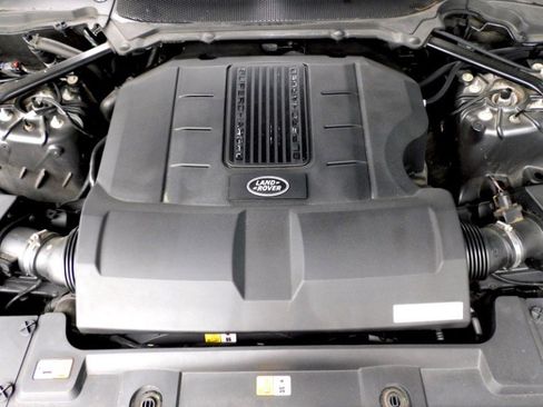 Used 2019 Land Rover Range Rover Sport HSE Dynamic AWD/4WD image 23