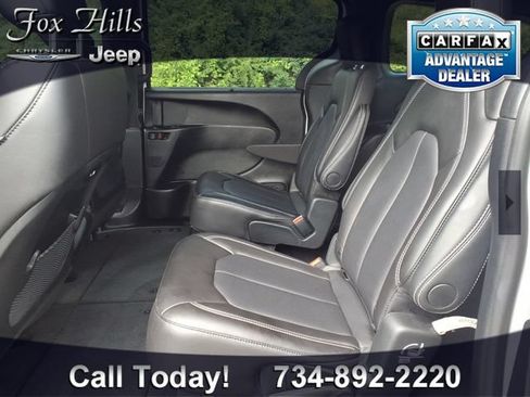 Used 2026 Chrysler Pacifica Select FWD image 13