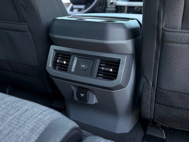 New 2026 Ford F350 XLT w/ XLT Premium Package AWD/4WD image 21