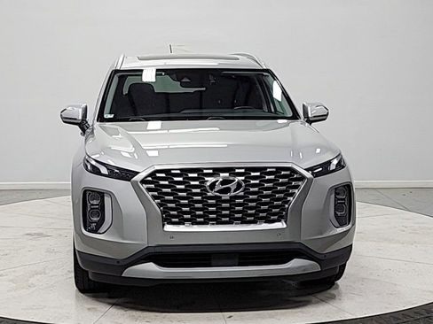 Used 2022 Hyundai Palisade SEL w/ Convenience Package image 2