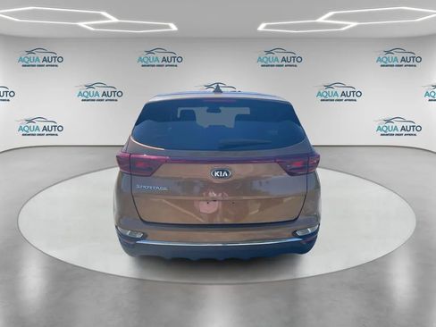 Used 2021 Kia Sportage LX image 6