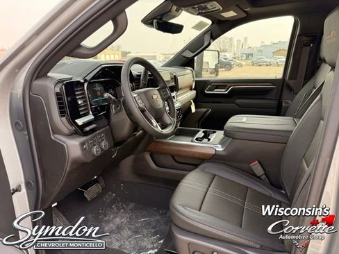 New 2026 Chevrolet Silverado 3500 High Country w/ High Country Premium Package AWD/4WD image 20