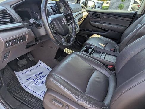 Used 2018 Honda Odyssey Touring image 11
