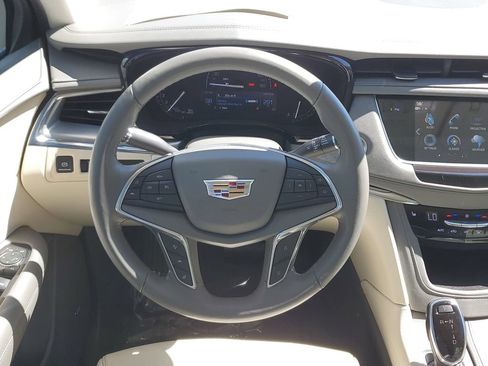 Used 2019 Cadillac XT5 Luxury image 18
