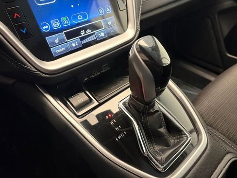 Used 2023 Subaru Outback Premium AWD/4WD image 19