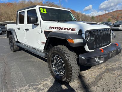 Used 2023 Jeep Gladiator Mojave w/ LED Lighting Group