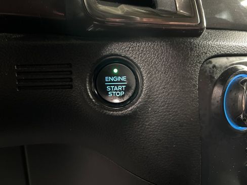 Certified 2019 Ford Ranger Lariat w/ Technology Package image 17