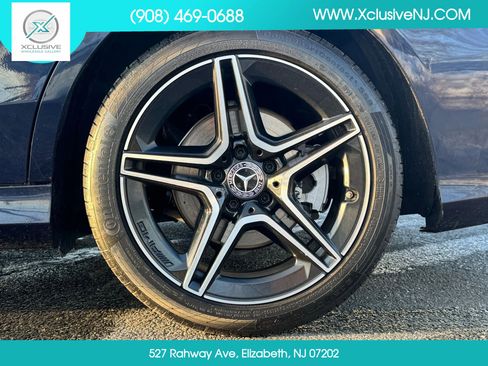 Used 2019 Mercedes-Benz C 300 4MATIC Sedan image 33