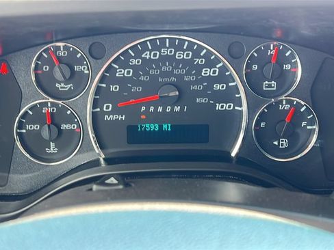 Used 2024 GMC Savana 2500 w/ Driver Convenience Package RWD image 18
