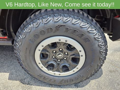 Used 2023 Ford Bronco Badlands w/ Sasquatch Package AWD/4WD image 41