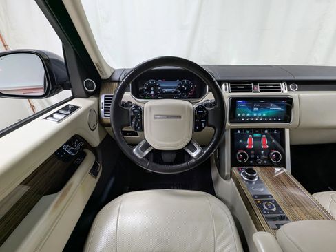 Used 2019 Land Rover Range Rover HSE AWD/4WD image 2