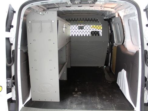 Used 2022 Ford Transit Connect XL image 23