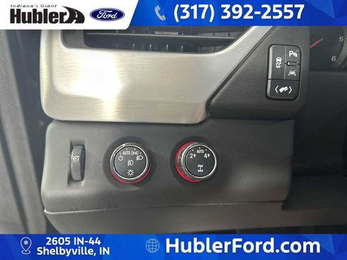 Used 2016 GMC Yukon SLT AWD/4WD image 25