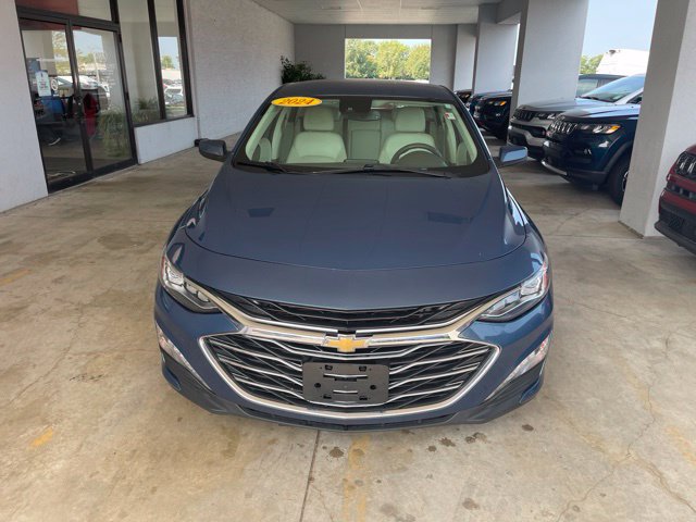 Used 2024 Chevrolet Malibu LT FWD image 4