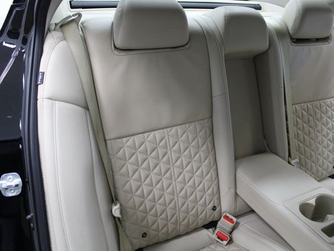 Used 2020 Nissan Maxima Platinum image 27