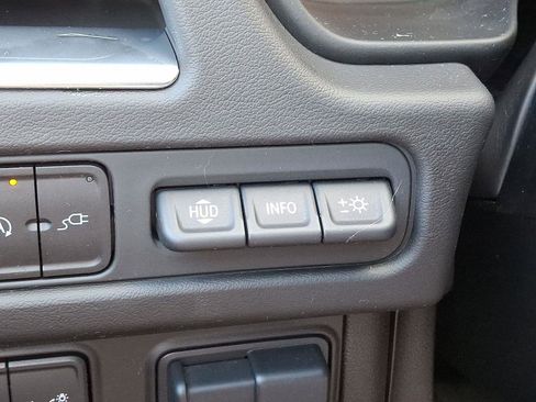 Used 2021 Chevrolet Suburban High Country w/ Premium Package image 27