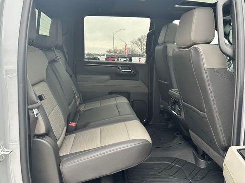 Used 2025 Chevrolet Silverado 2500 ZR2 AWD/4WD image 17