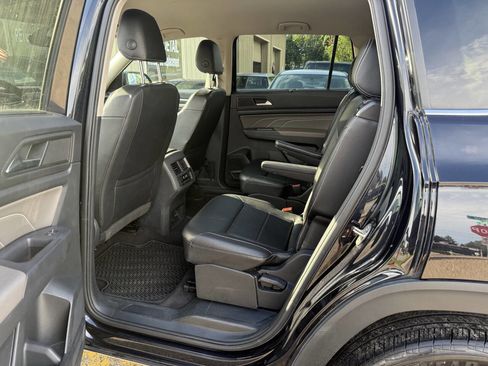 Used 2021 Volkswagen Atlas SE image 27