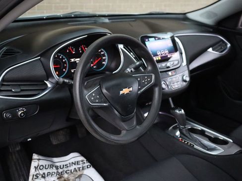 Used 2020 Chevrolet Malibu LT image 13