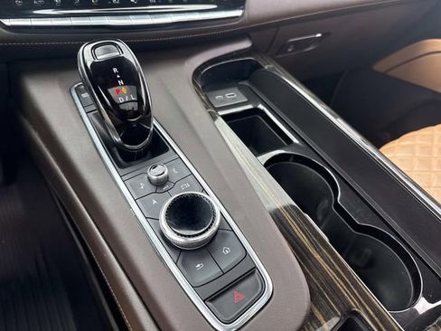 Used 2022 Cadillac Escalade Sport AWD/4WD image 28