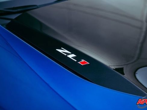 Used 2020 Chevrolet Camaro ZL1 image 31