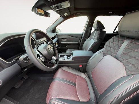 New 2026 Honda Pilot Black Edition image 9