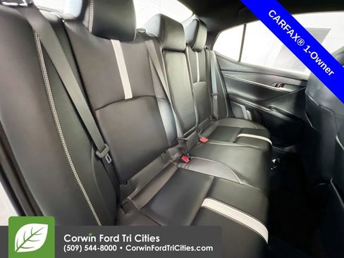 Used 2025 Toyota Camry SE image 16