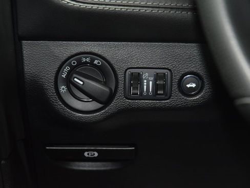 Used 2023 Dodge Challenger R/T Scat Pack image 32