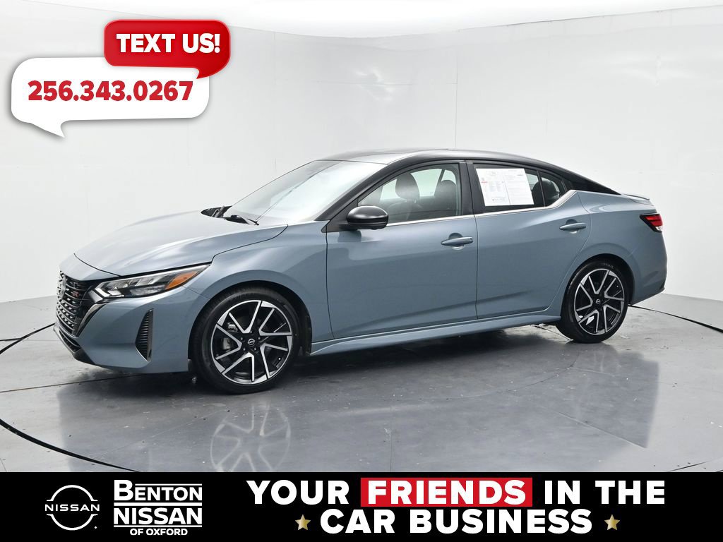 Used 2025 Nissan Sentra SR w/ SR Premium Package FWD image 1