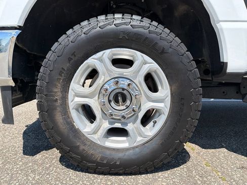 Used 2025 Ford F250 XLT AWD/4WD image 24