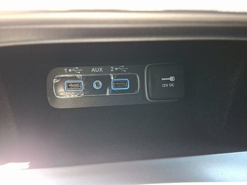 Used 2020 Jeep Grand Cherokee Limited AWD/4WD image 26